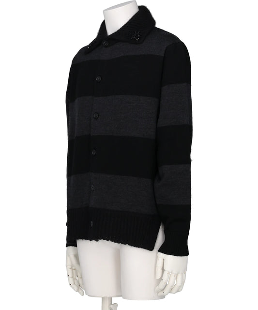 FUZZY COLLAR STRIPED RUGBY KNIT CARDIGANW/ EMB