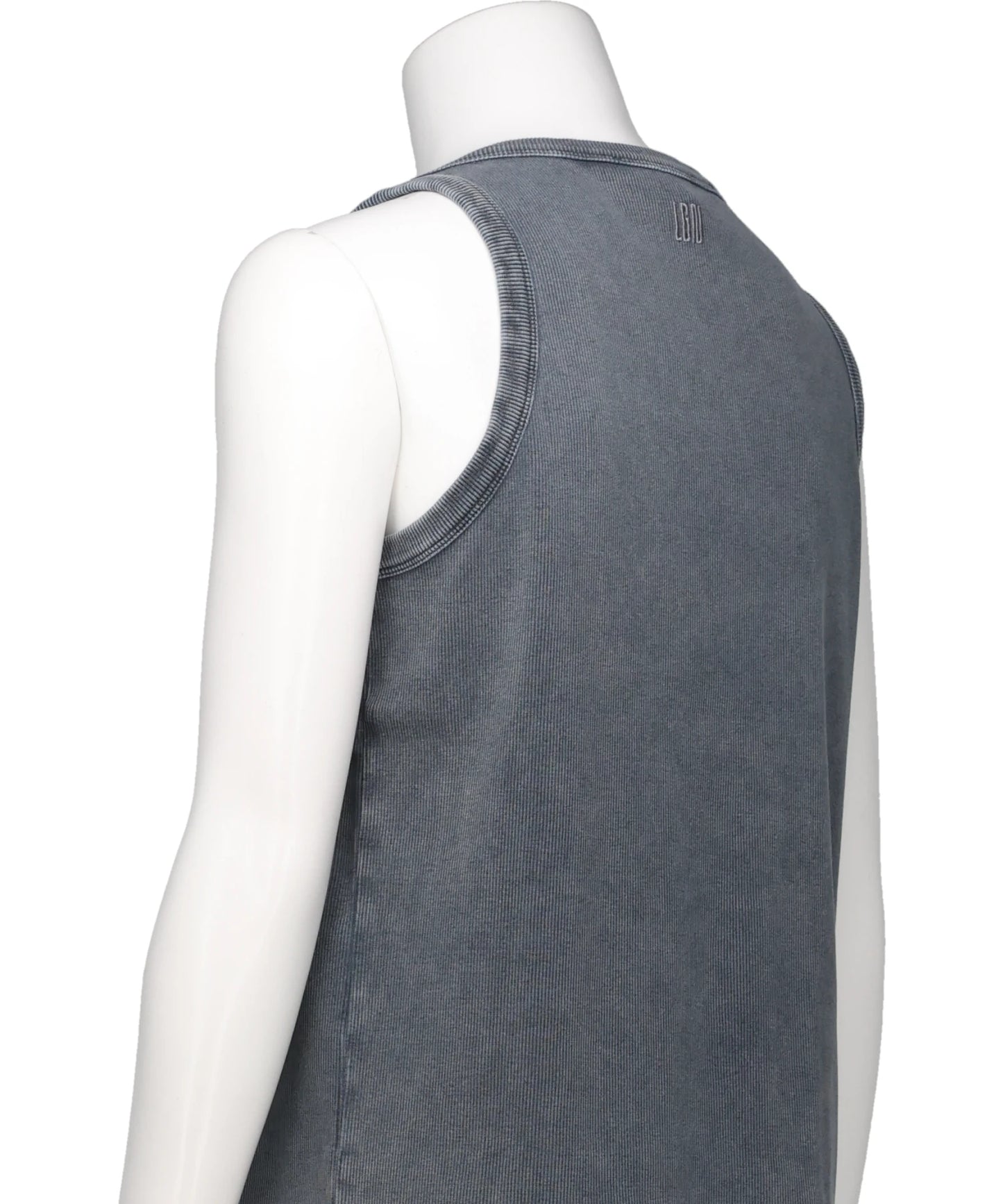 SIGNATURE TANK TOP
