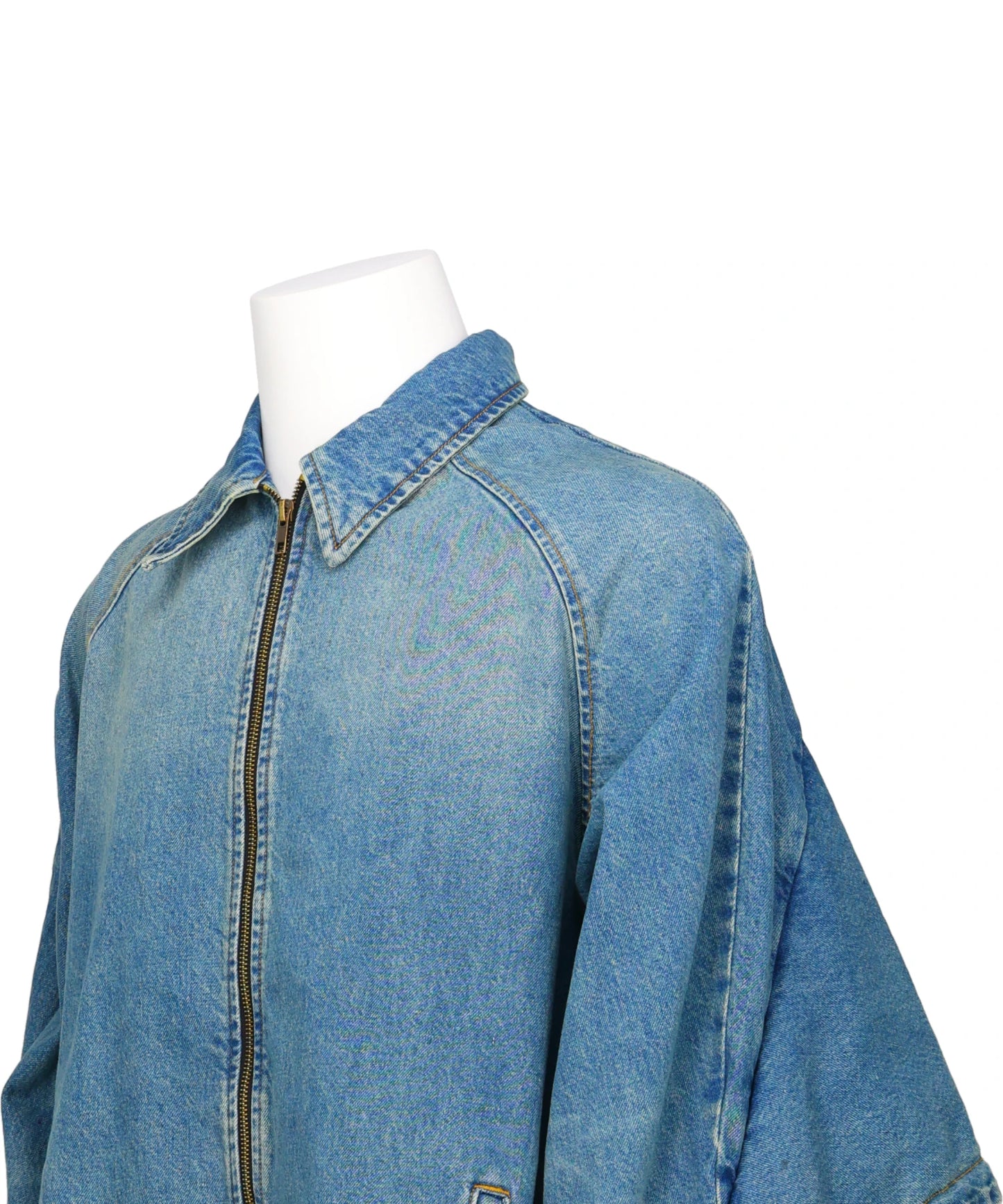 CONVERTIBLE HOODED DENIM JACKET