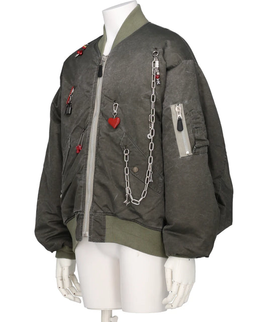 KEY CHAIN DECORATED BOMBER JACKET