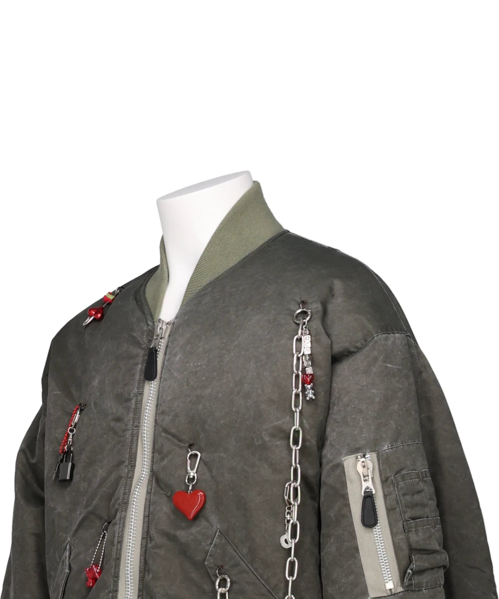 KEY CHAIN DECORATED BOMBER JACKET