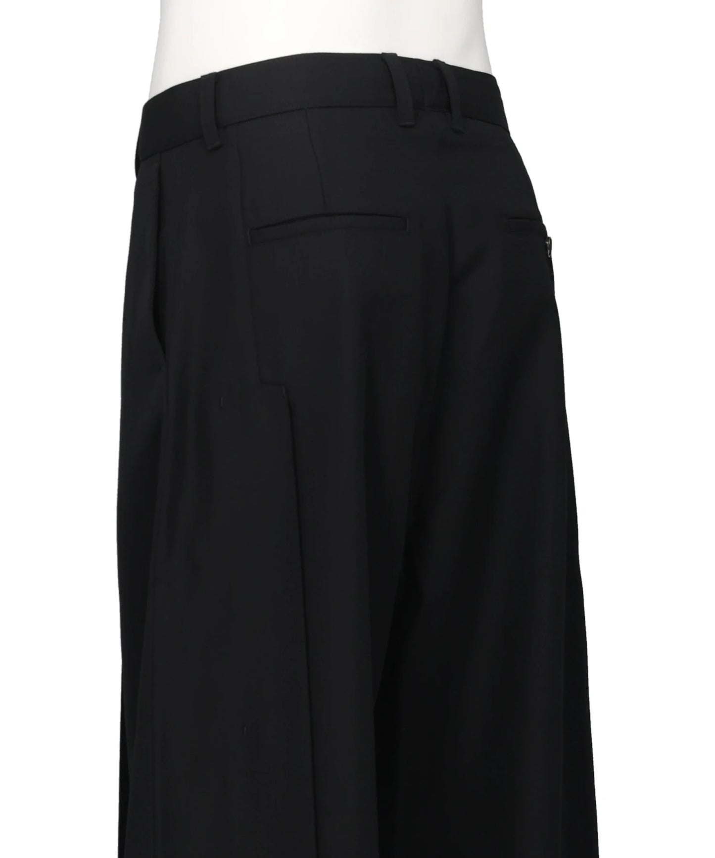 TAILORED PLEATED TROUSERS