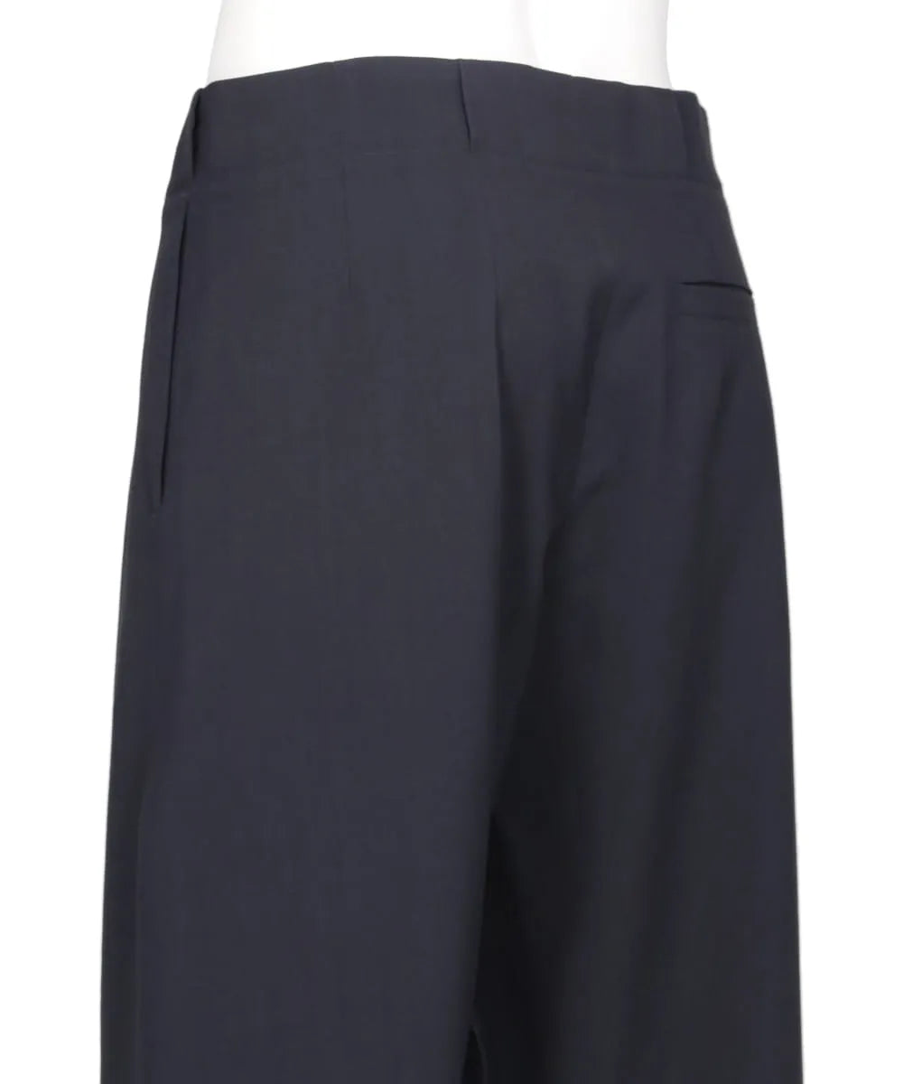 PLEATED TROUSER WITH LOOPS
