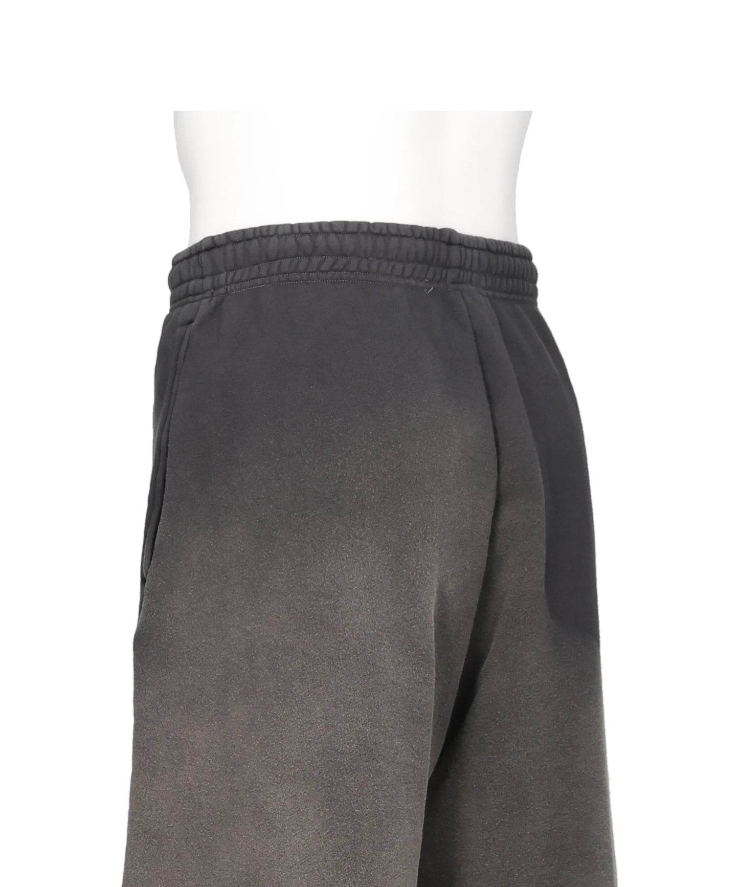 FLOWER EMBROIDERY SWEAT SHORTS