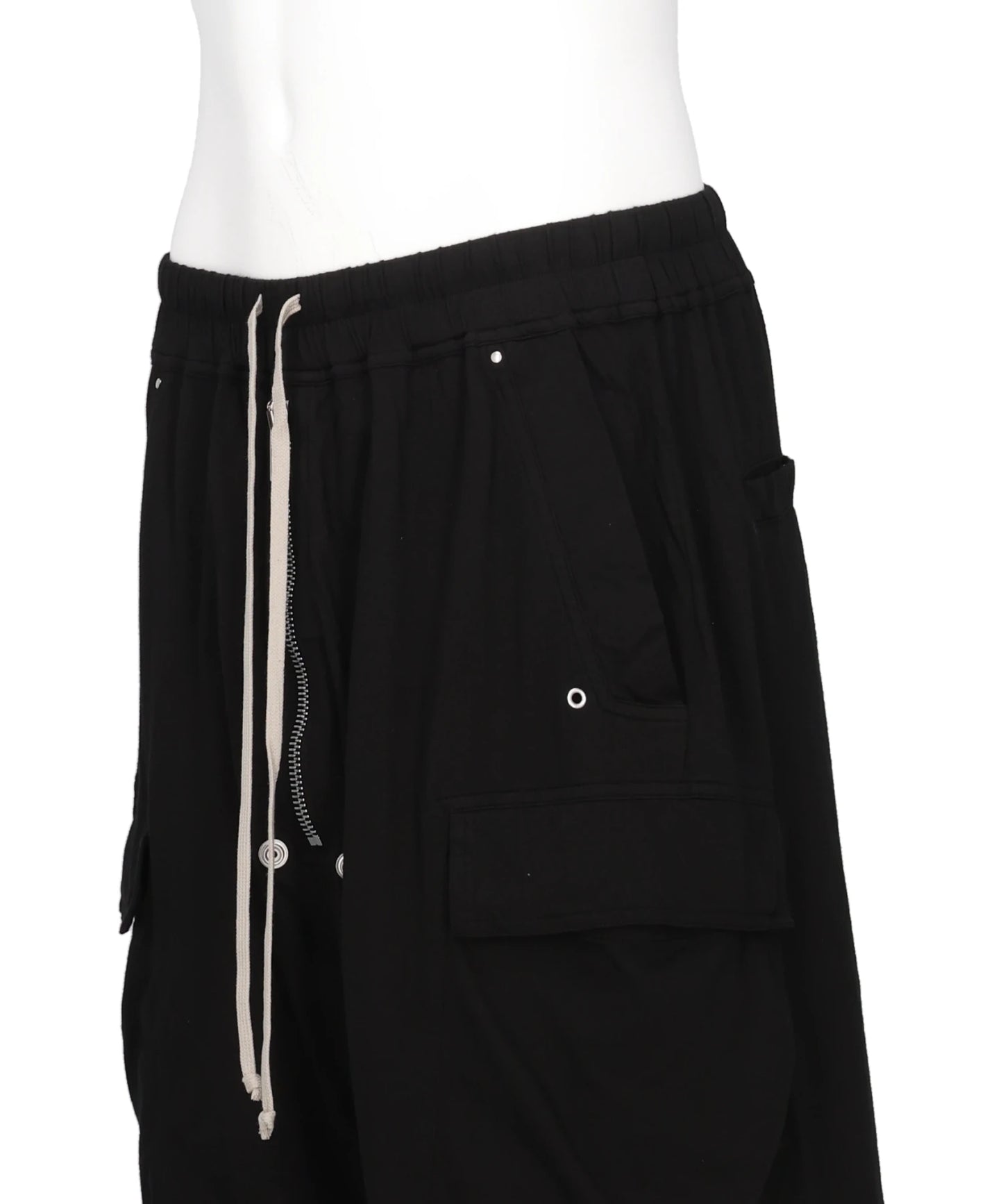 CARGOBELA SHORTS - BLACK