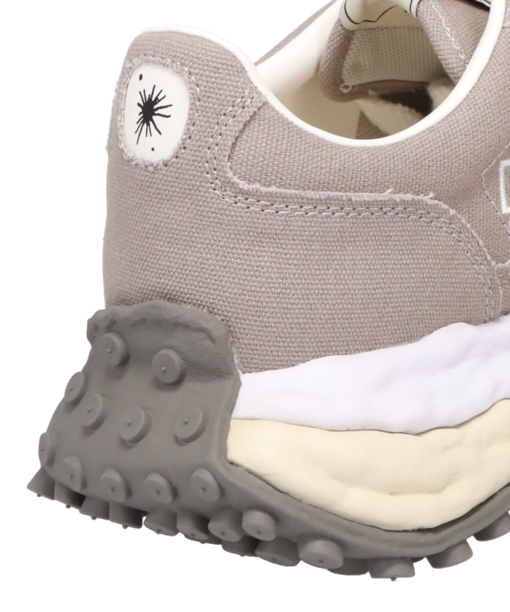 LARRY / ORIGINAL SOLE CANVASLOW-TOP SNEAKER