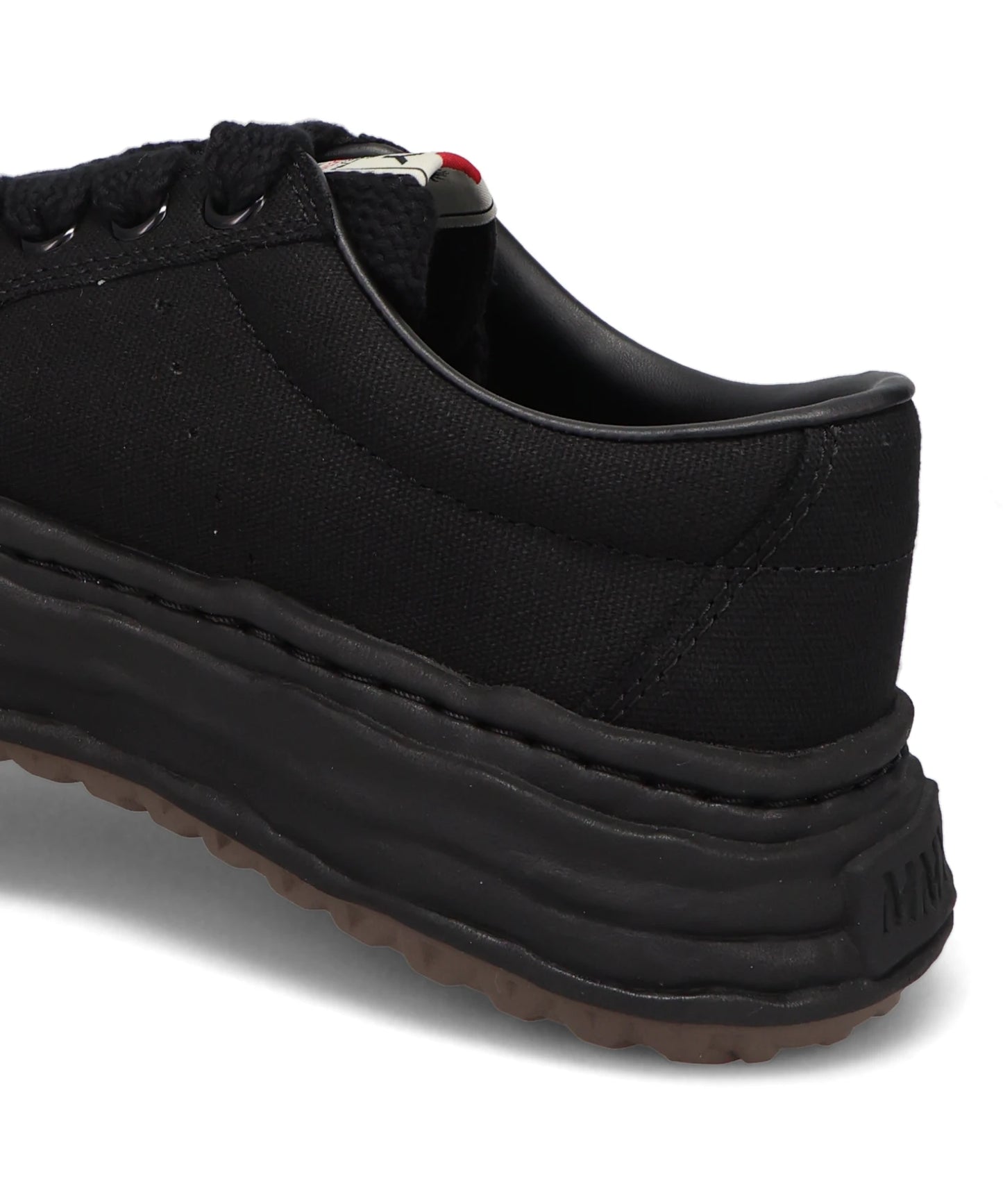 ERIC/ORIGINAL SOLE CANVASLOW-TOP SNEAKER