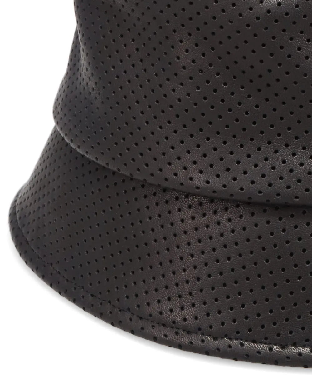 HORSE PUNCHING BUKET HAT