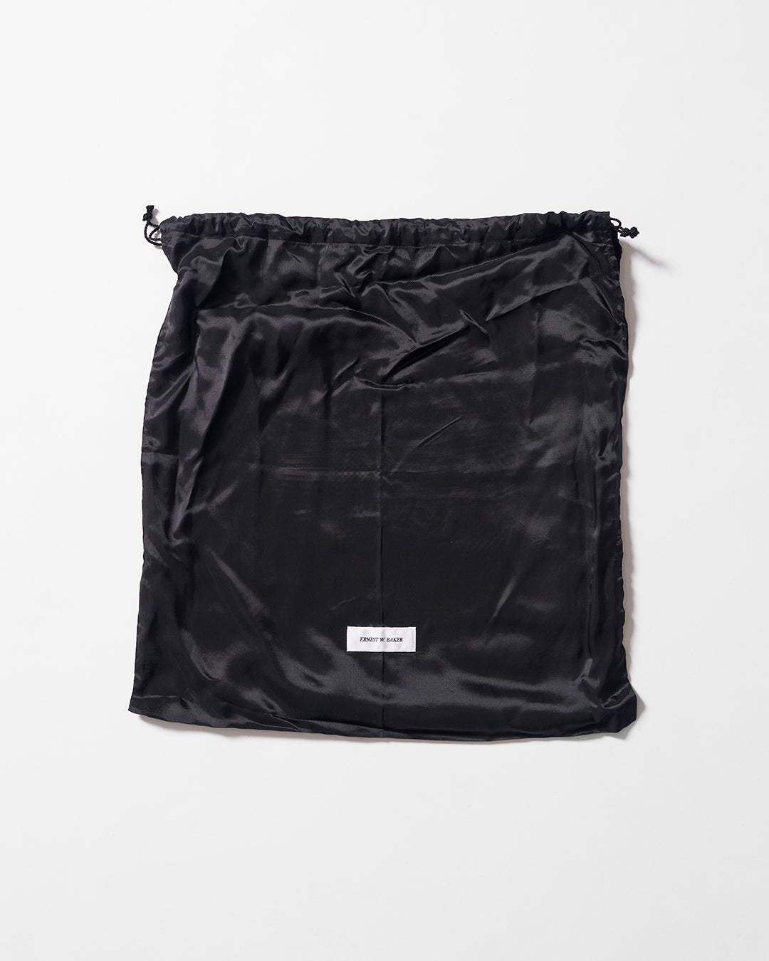 Designer:Reid Baker / Ines Amorim