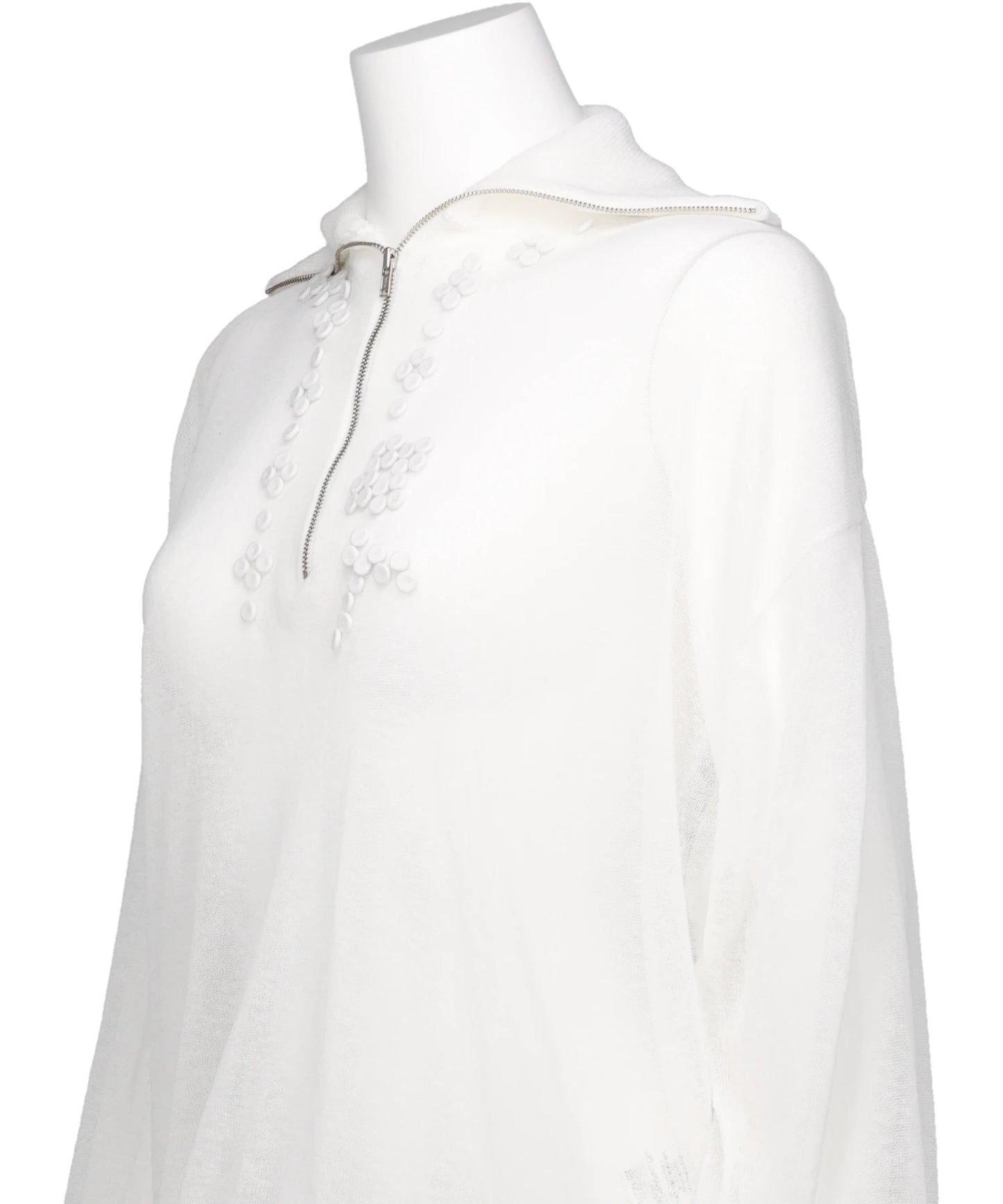 EMBROIDERY KNIT TOP