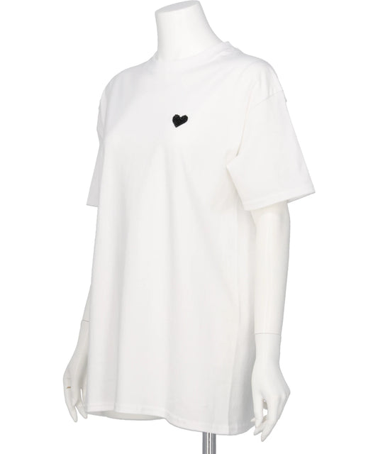 HEART EMBROIDERY T-SHIRT