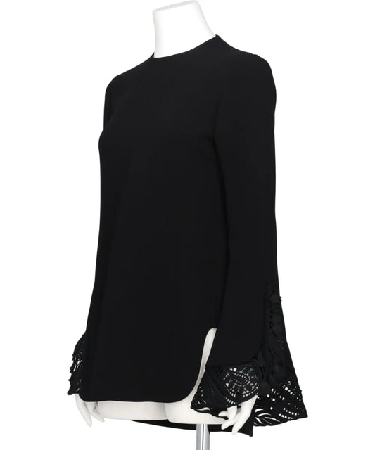 EMBROIDERED CUFFS TOP