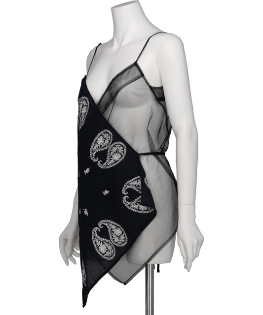 SYLVIA-ESSAYAGE-ES-TOPS