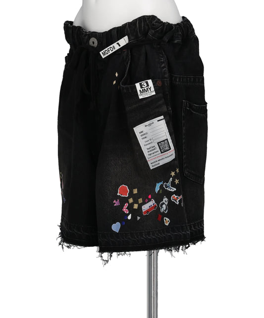 DENIM GATHER SHORTS w KIDS STICKER