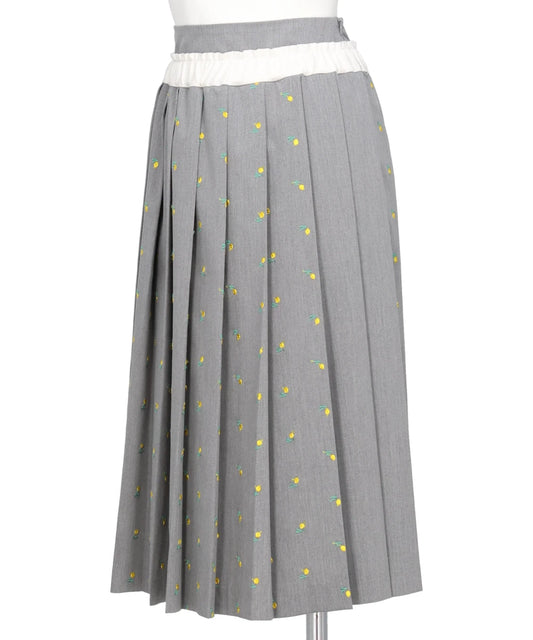 FLOWER EMBROIDERY PLEATED SKIRT