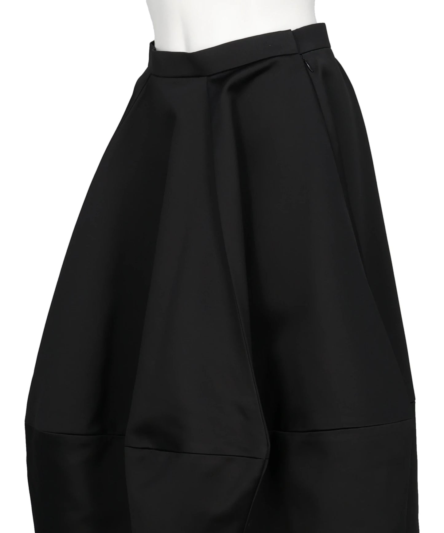 POLYESTER SATIN PYRAMID SK