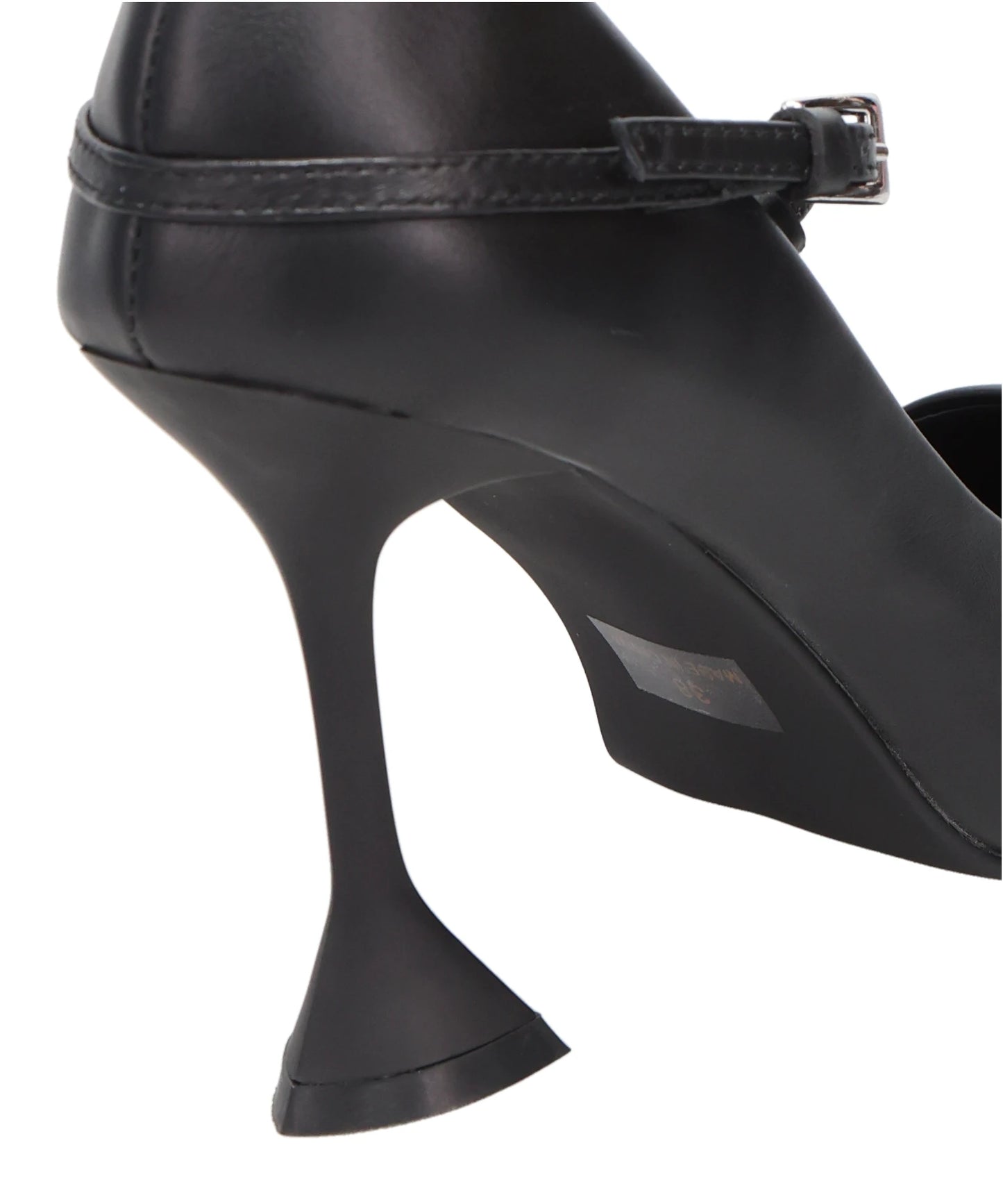 BELTED HORN PUMPS