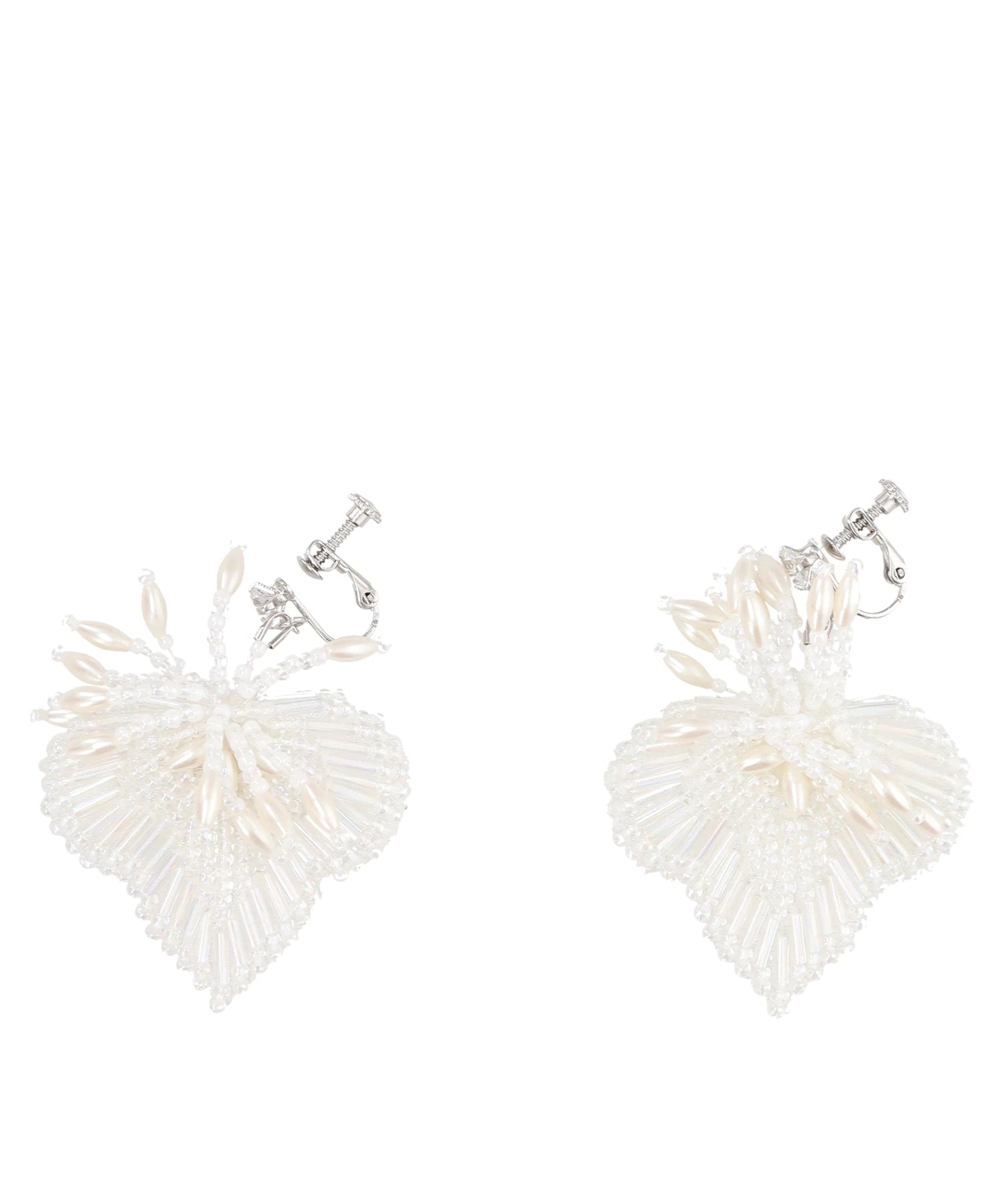 tanakadaisuke(タナカダイスケ) 2026SS WHITE CLOVER BEADS EARRINGS 