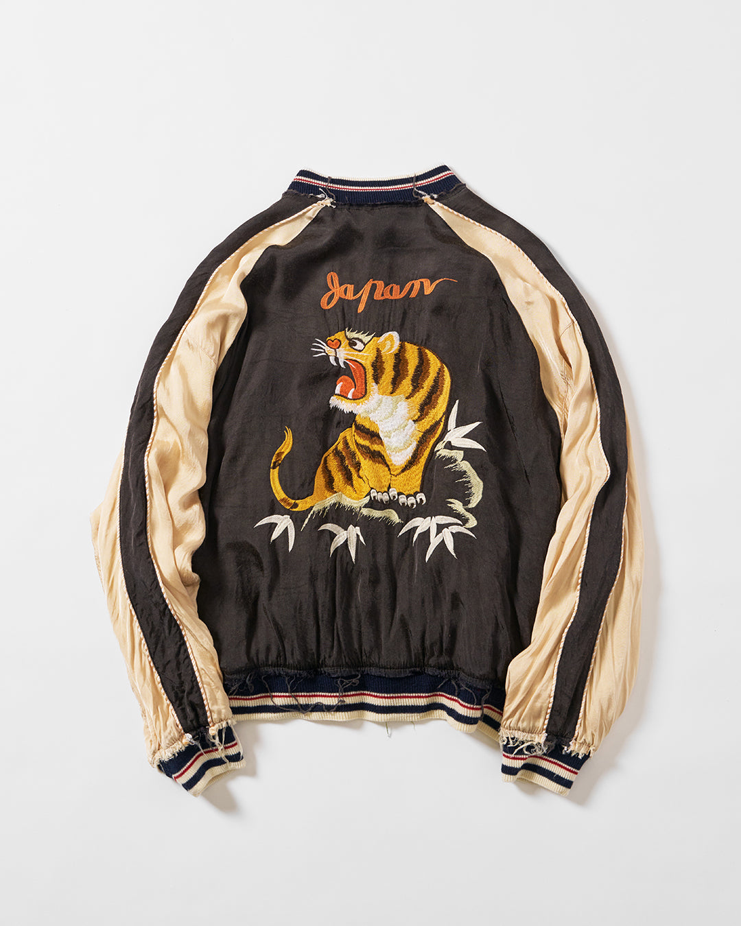 Designer:Dairiku Okamoto