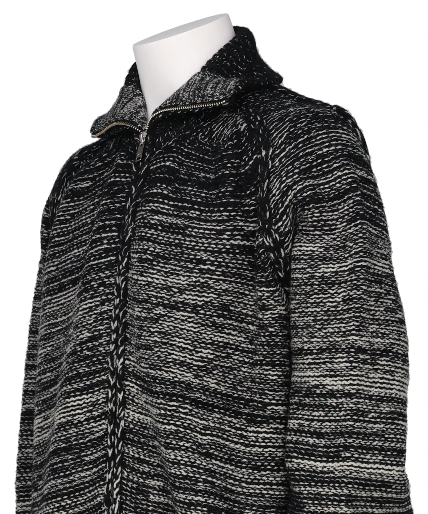 GRADATION FRONT ZIP KNIT