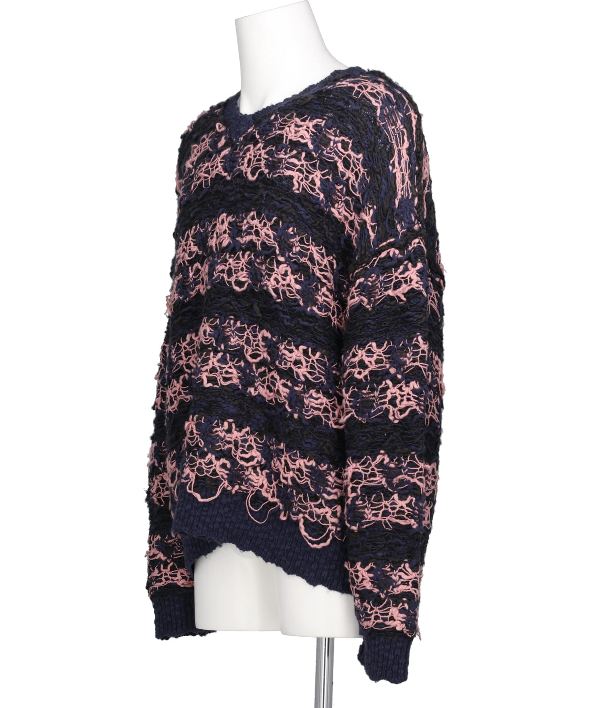 "ODD HOTEL'S CARPET" V-NECKPULLOVER KNIT