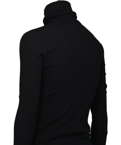 TURTLENECK WITH SIGNATURE OPENING