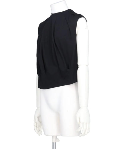 IRREGULAR PLEATEDSLEEVELESS T-SHIRT