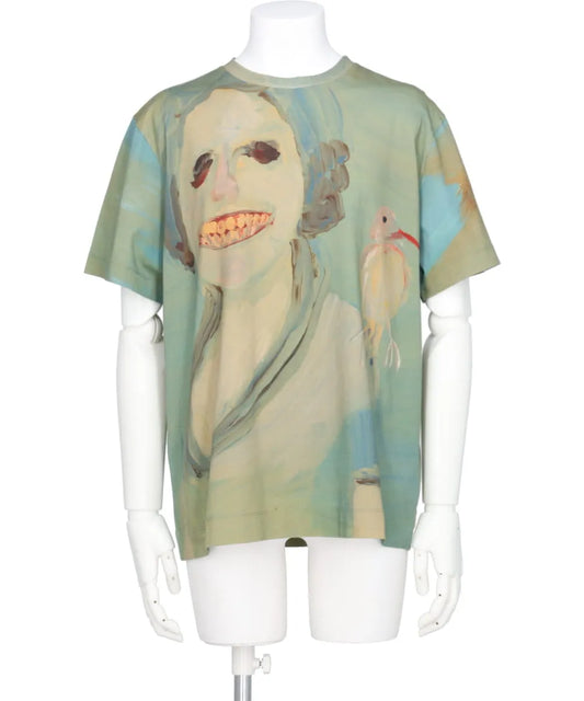 LADY WITH A BIRD PRINT SHORT SLEEVE T-SHIRT