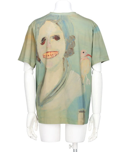 LADY WITH A BIRD PRINT SHORT SLEEVE T-SHIRT