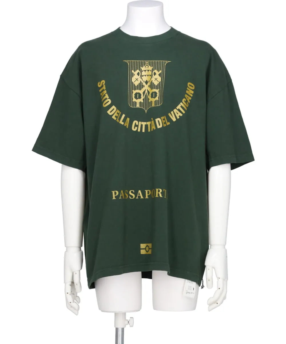 PASSPORT TEE.