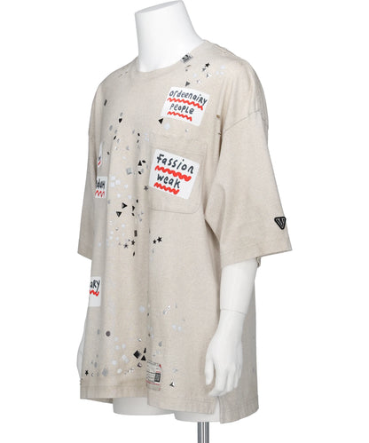 EMBELLISHED STICKER TEE