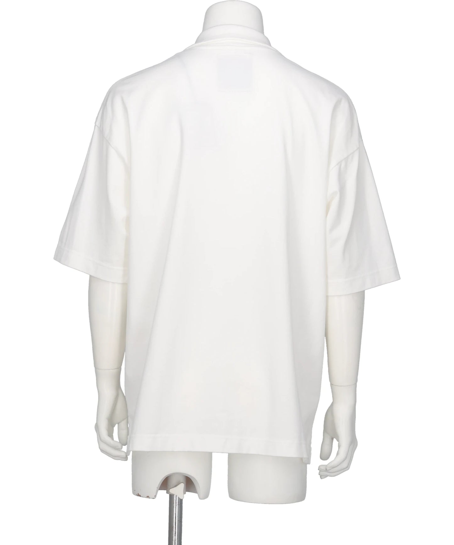 DON'T TAG ME FLOCKY COLLARED TEE