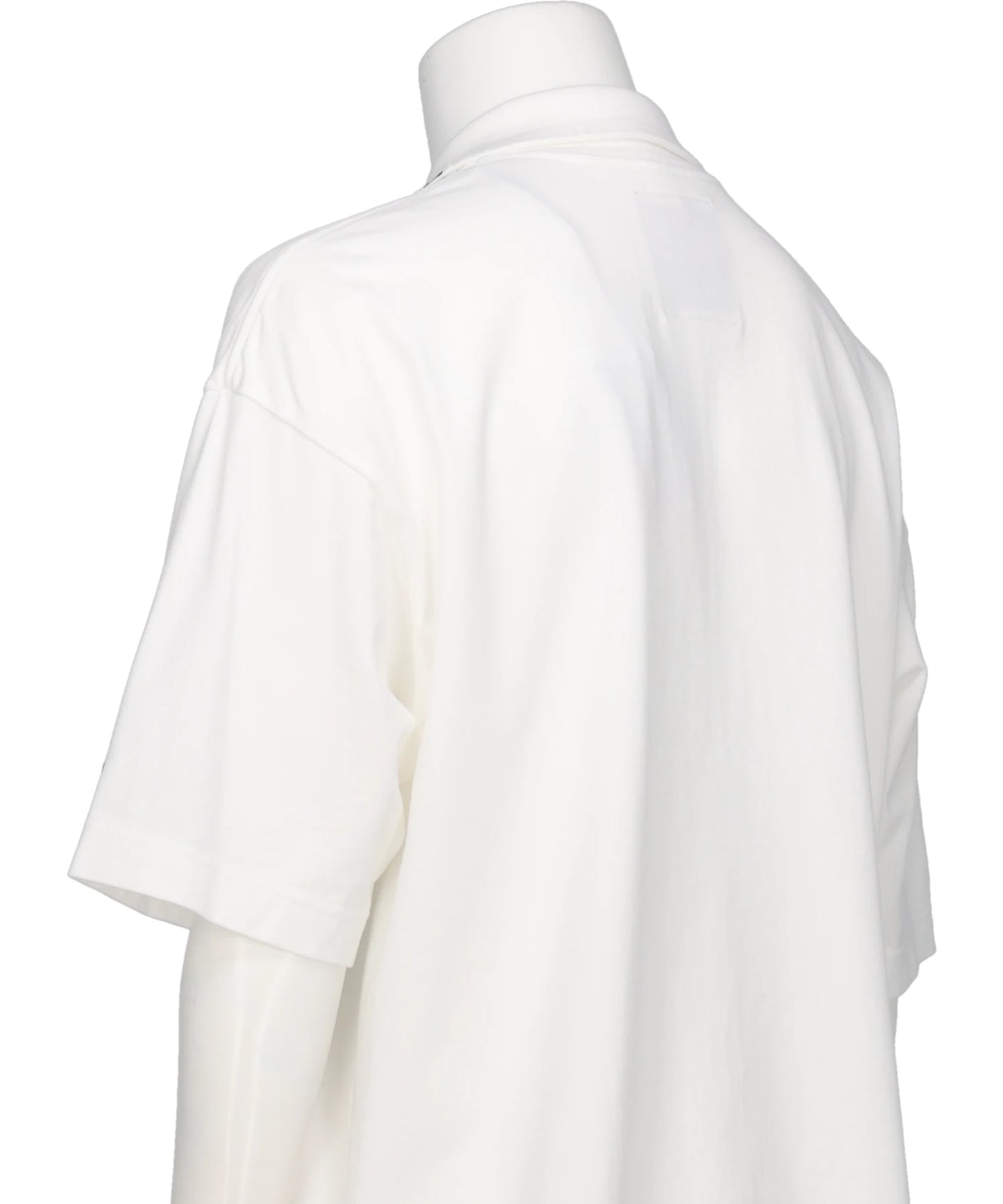 DON'T TAG ME FLOCKY COLLARED TEE