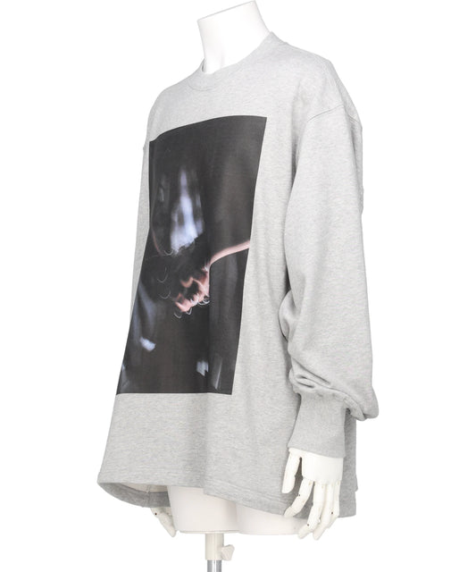 GRAPHIC SIDE SEAM POCKET SWEATSHIRT