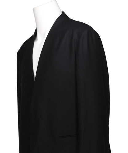 COLLARLESS JACKET