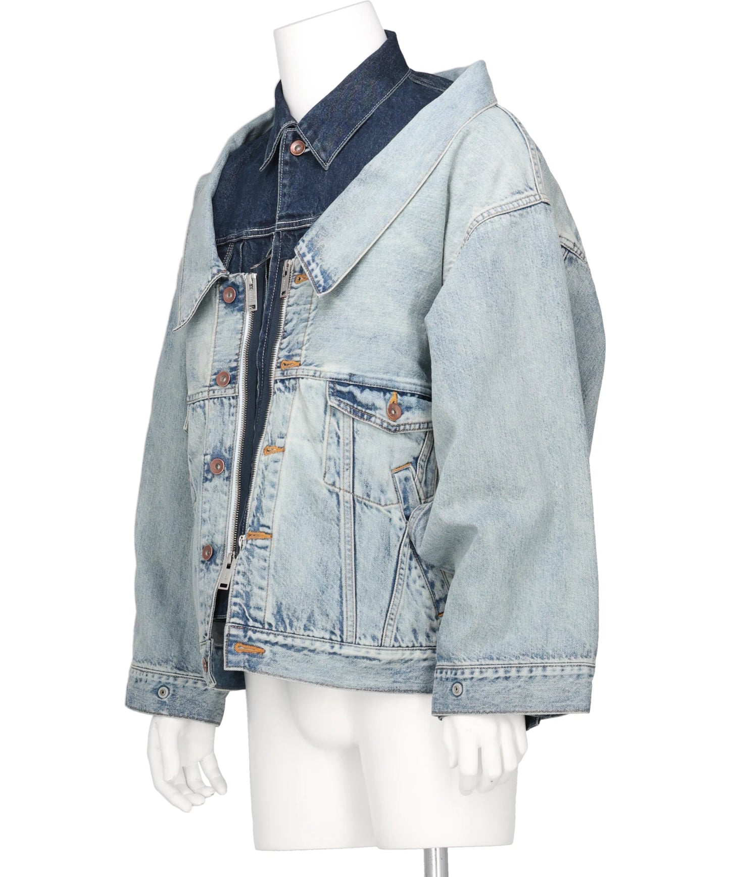 TWO-IN-ONE DENIM JACKET