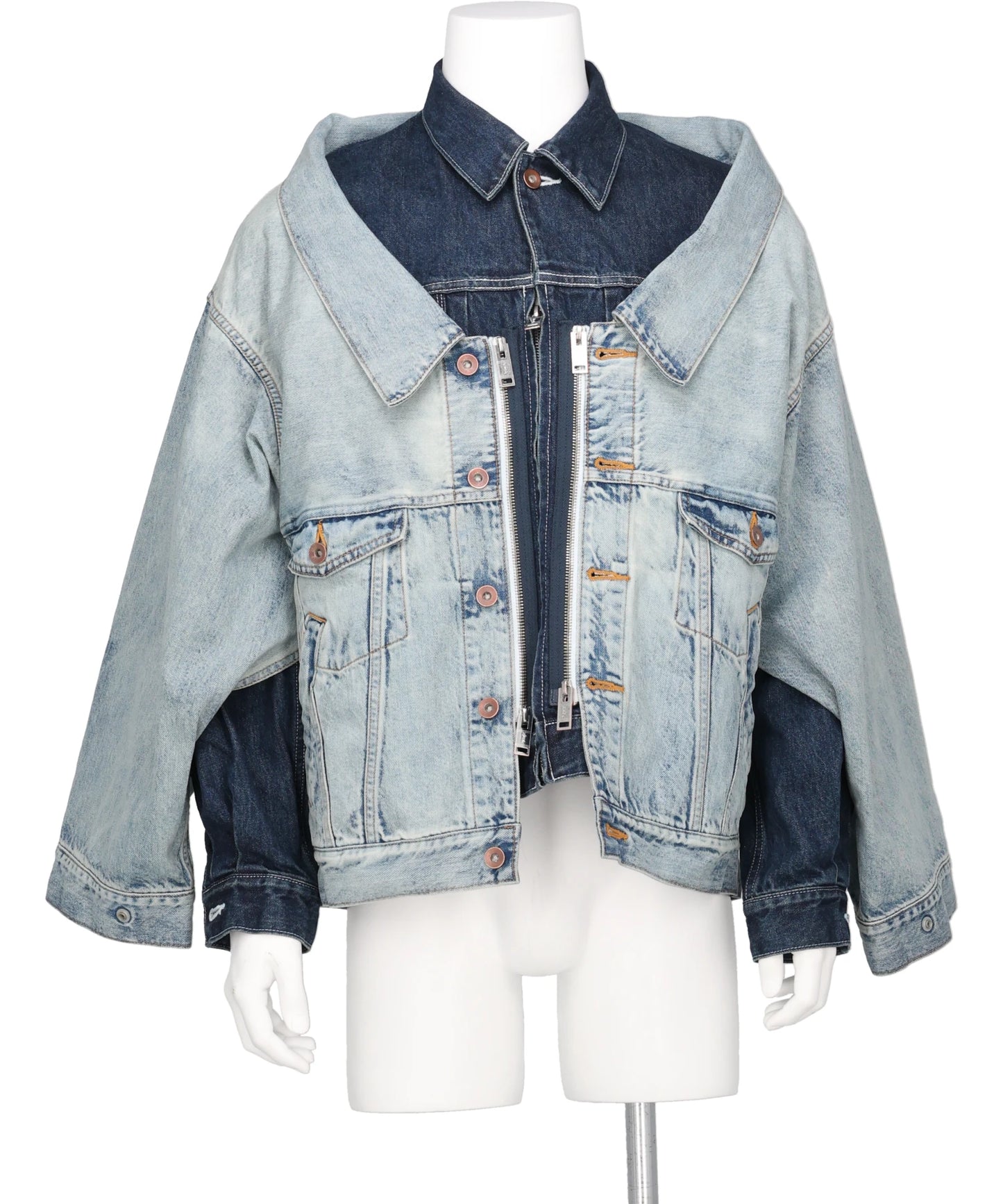 TWO-IN-ONE DENIM JACKET