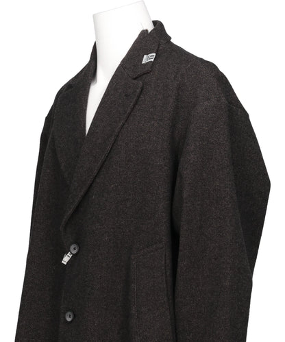 SHIFTED SHOULDER COAT