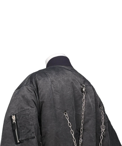KEY CHAIN DECORATED BOMBER JACKET