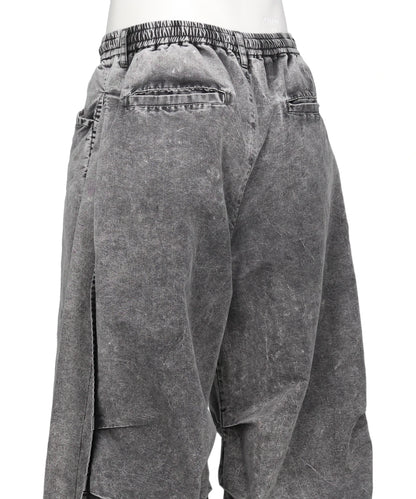 TUCKED BALLOON DENIM