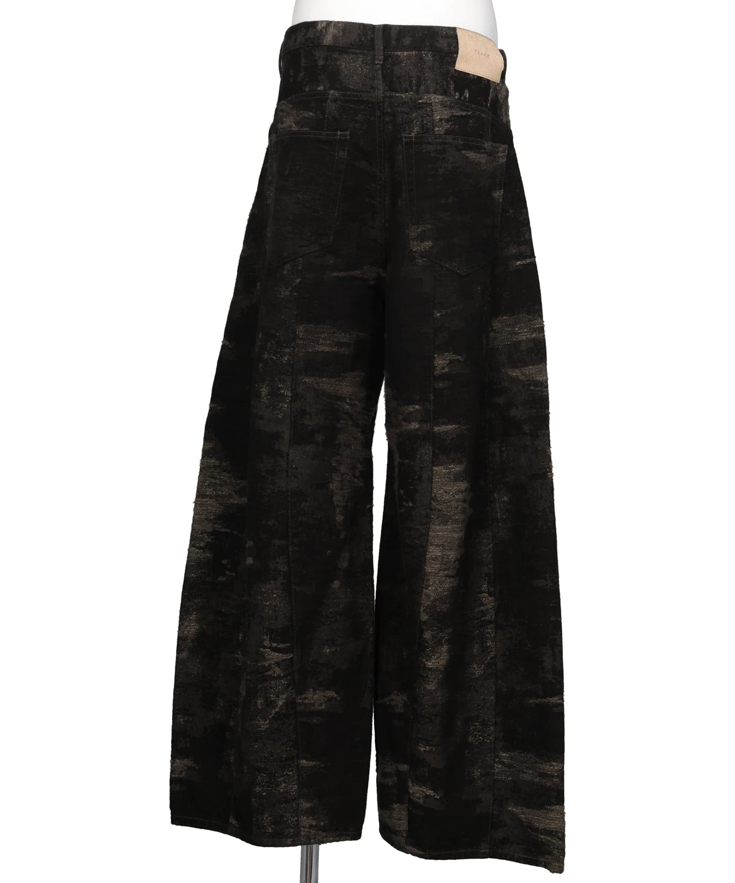 DENIM CURVED PANTS