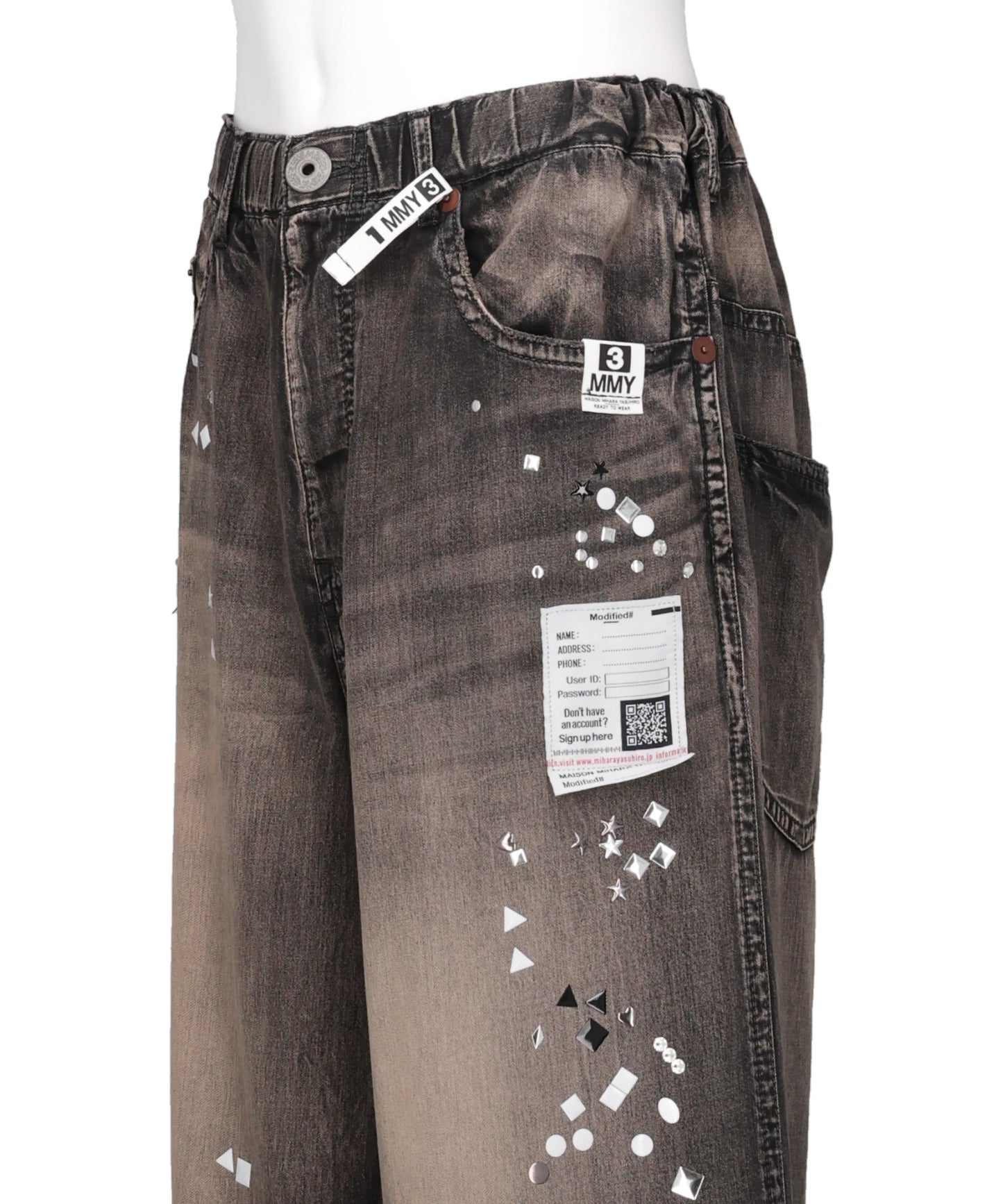 EMBELLISHED JEANS