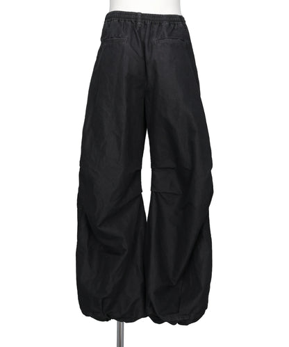 TUCKED BALLOON DENIM
