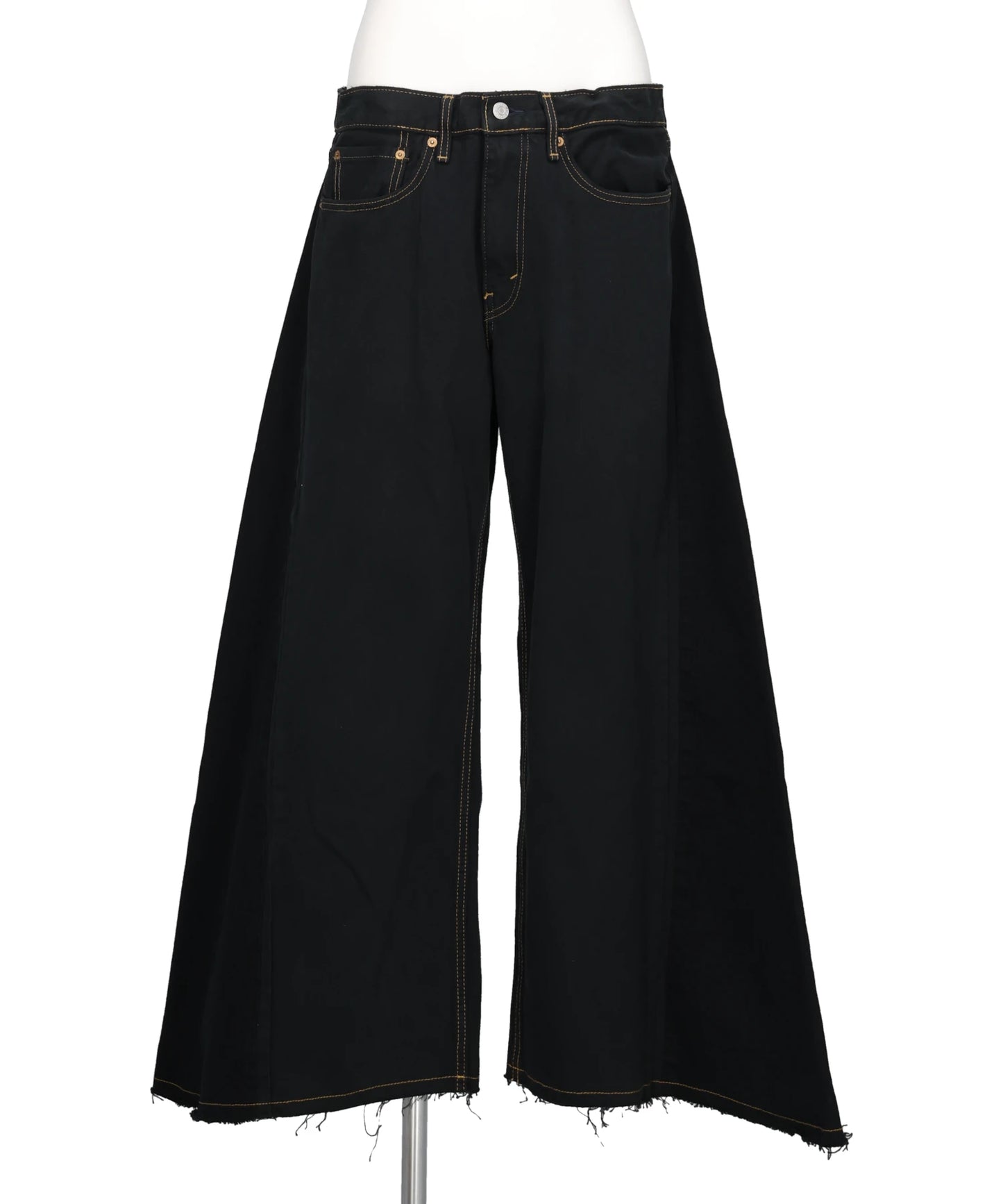 RequaL≡(リコール)MIDWEST EXCLUSIVE RECRAFTBAGGY DENIM PANTS