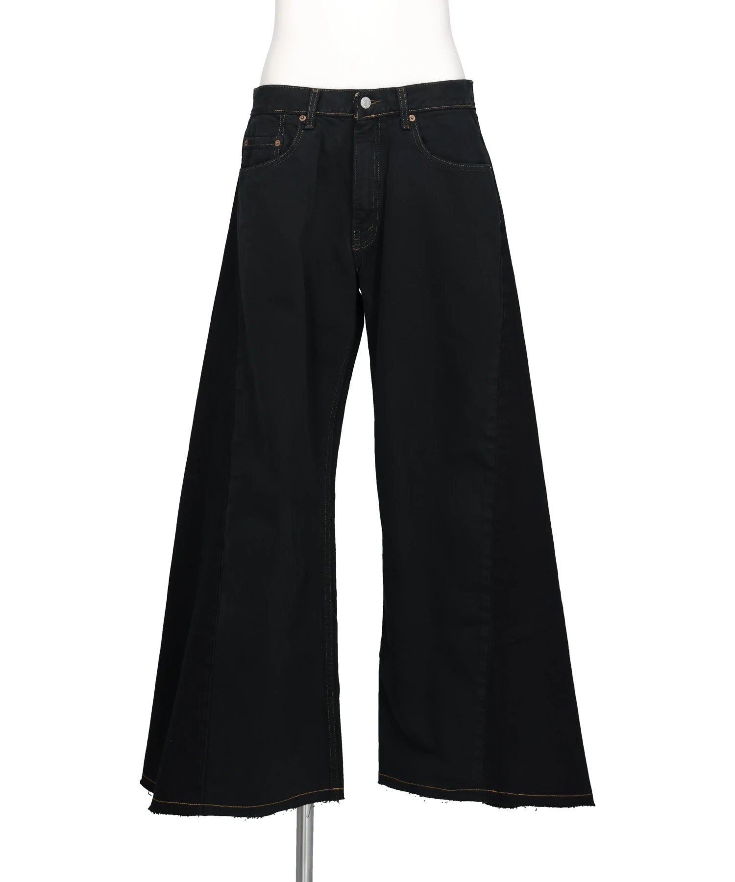 RequaL≡(リコール)MIDWEST EXCLUSIVE RECRAFTBAGGY DENIM PANTS