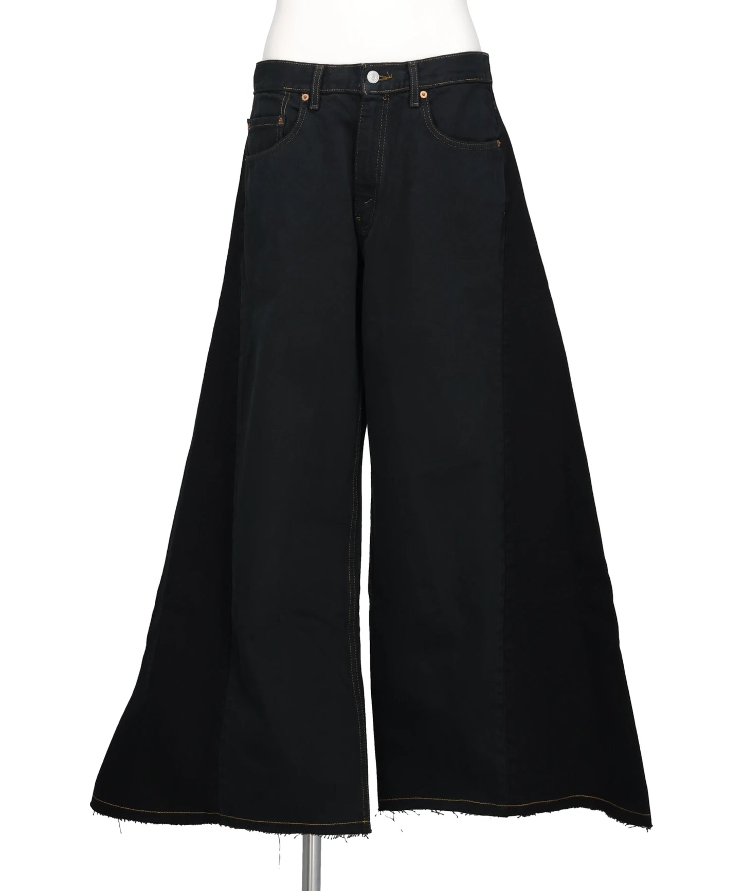 RequaL≡(リコール)MIDWEST EXCLUSIVE RECRAFTBAGGY DENIM PANTS