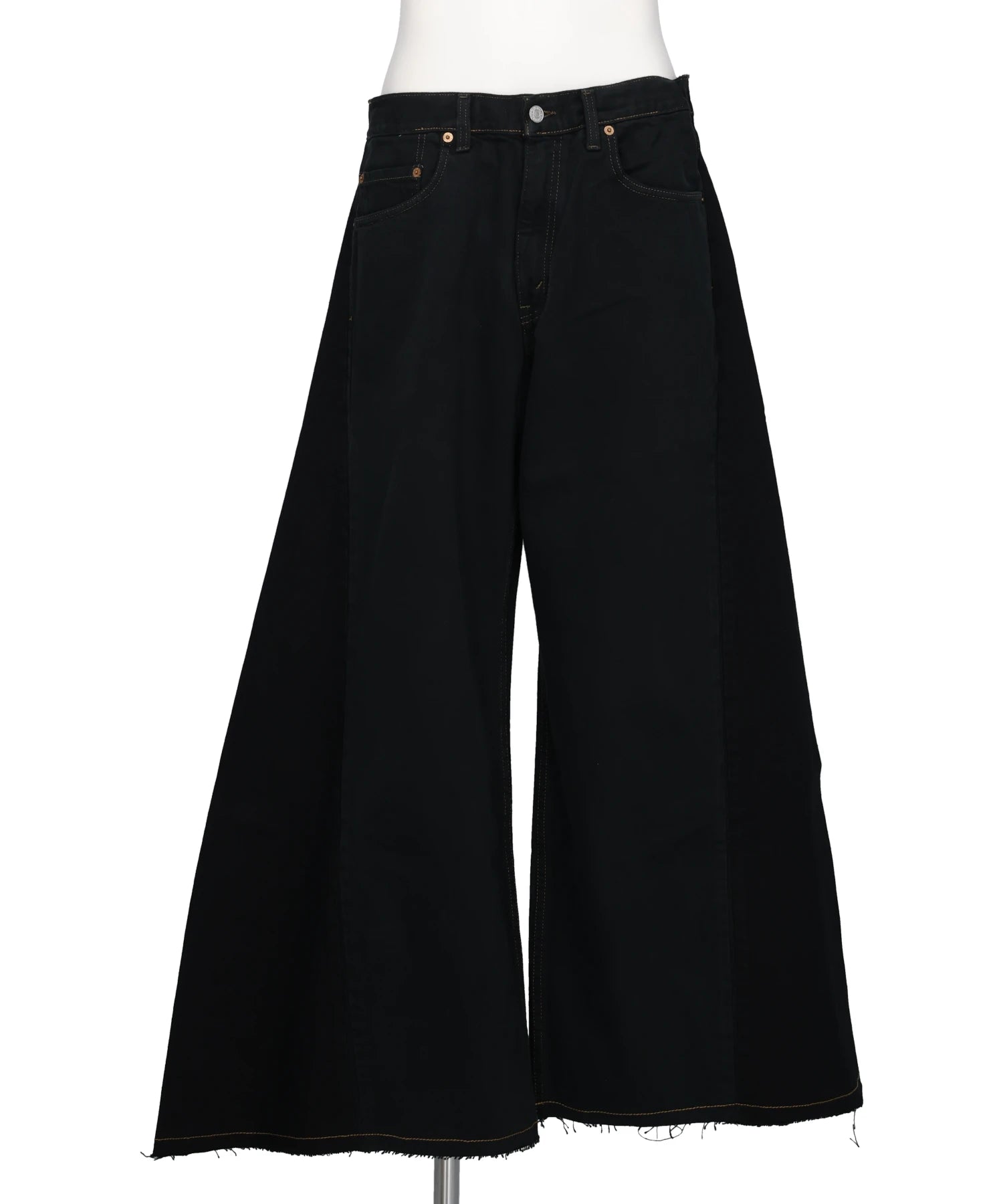 RequaL≡(リコール)MIDWEST EXCLUSIVE RECRAFTBAGGY DENIM PANTS