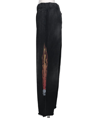 “SKULL FLAME” DISTRESSED SWEAT PANTS