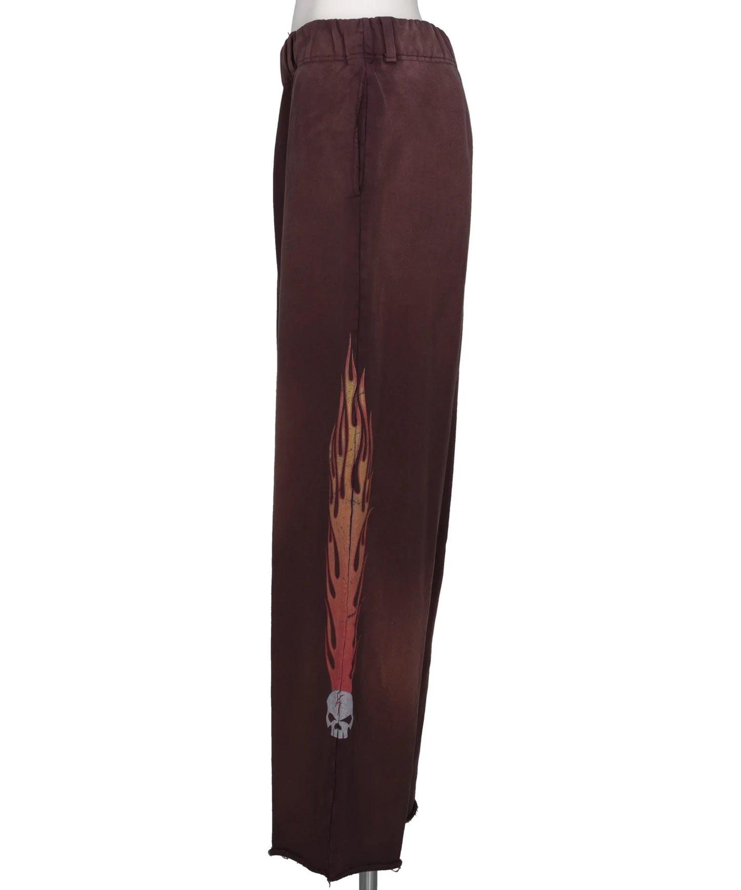 “SKULL FLAME” DISTRESSED SWEAT PANTS