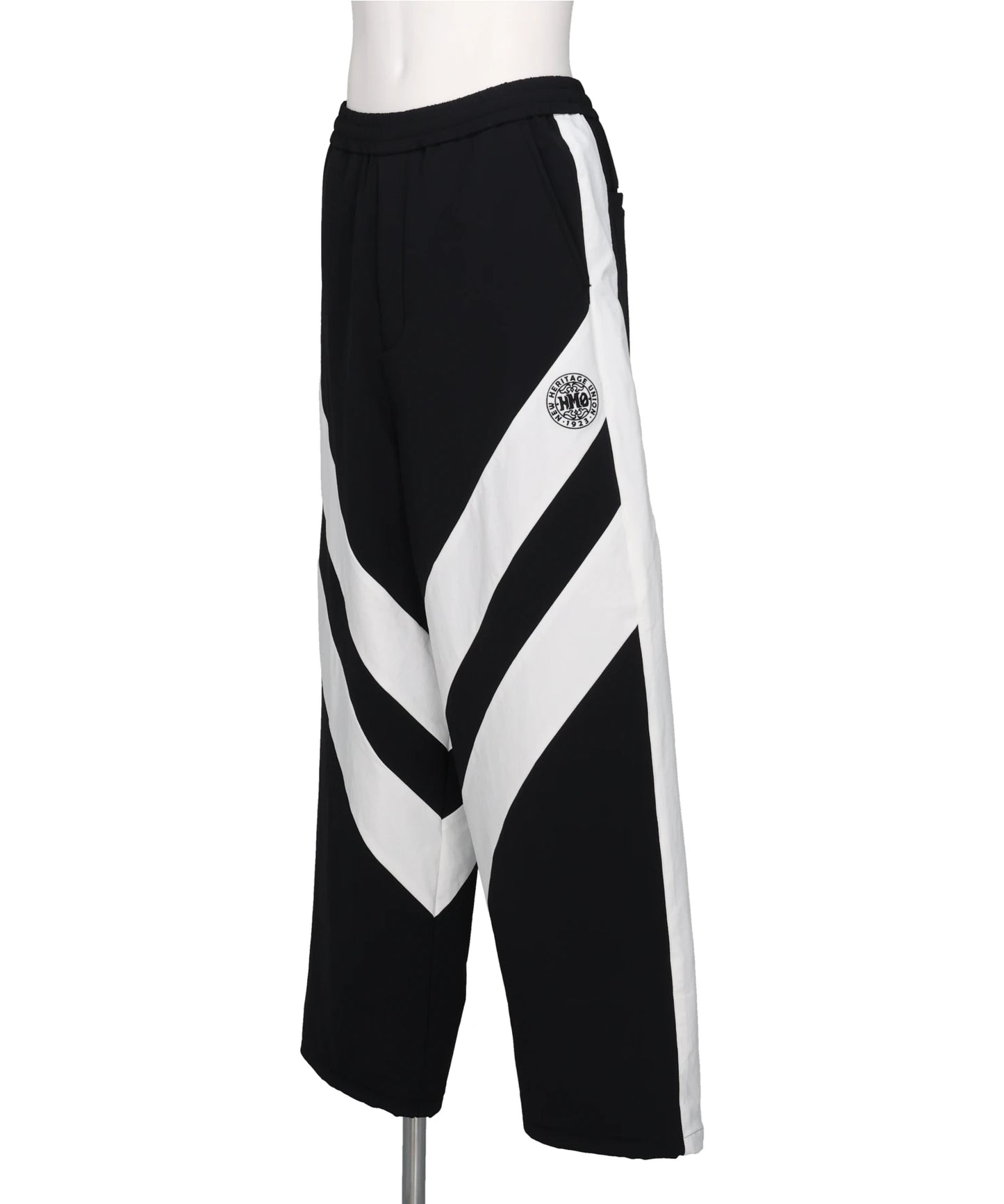 CHEVRON PUFFER NYLON TROUSER